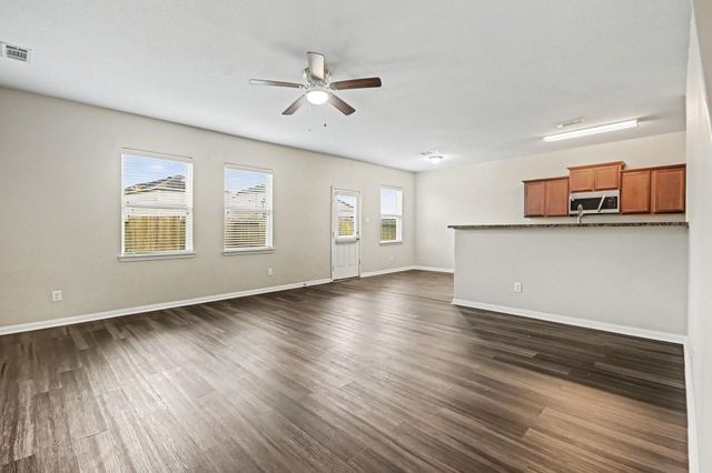 6038 Coral Cove Road, Cove, TX 77523