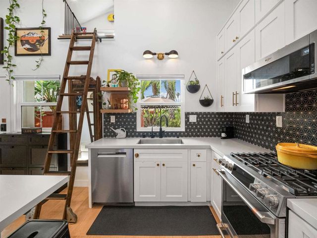 1323 Lehigh Street, San Diego, CA 92110