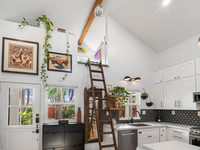 1323 Lehigh Street, San Diego, CA 92110