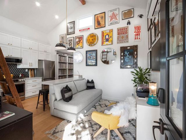 1323 Lehigh Street, San Diego, CA 92110