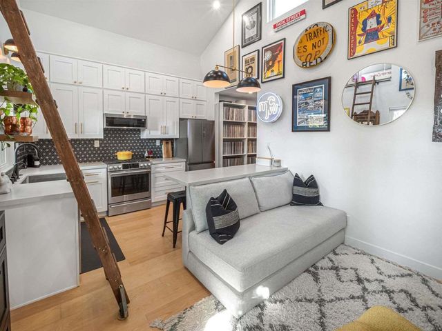 1323 Lehigh Street, San Diego, CA 92110