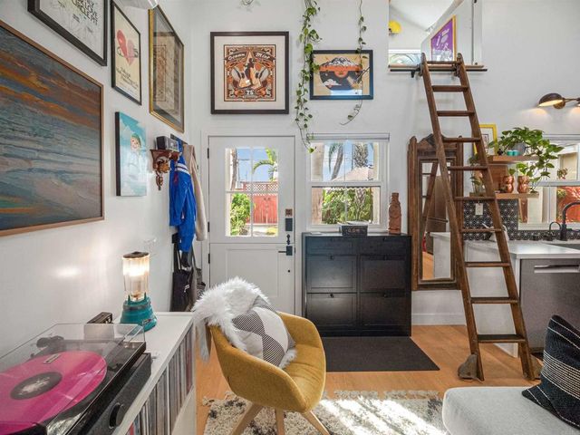 1323 Lehigh Street, San Diego, CA 92110