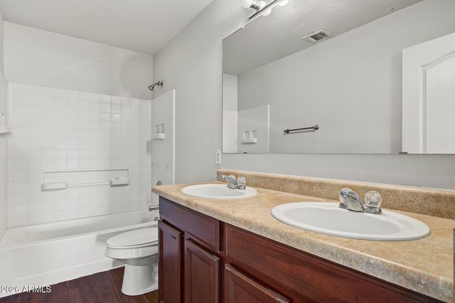 1084 E KELSI Avenue, San Tan Valley, AZ 85140