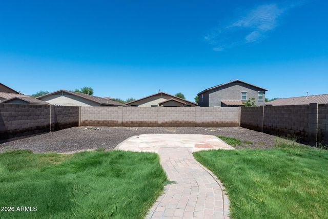 1084 E KELSI Avenue, San Tan Valley, AZ 85140