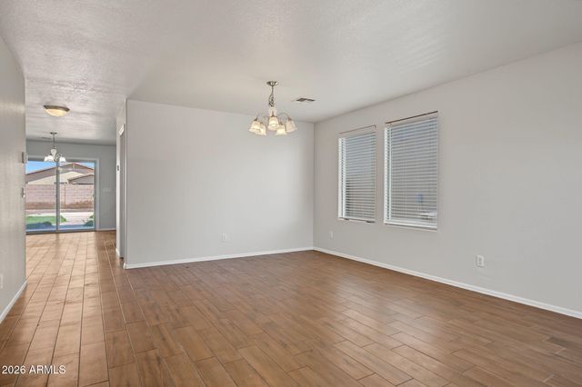 1084 E KELSI Avenue, San Tan Valley, AZ 85140