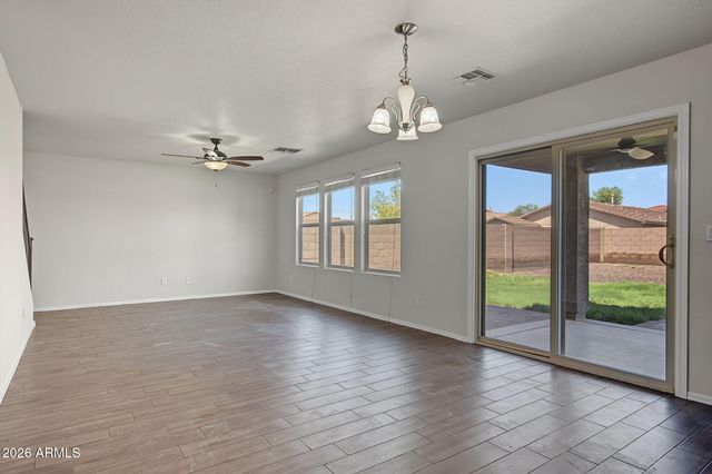 1084 E KELSI Avenue, San Tan Valley, AZ 85140