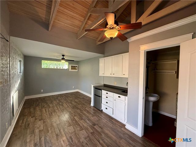 689 River Run, New Braunfels, TX 78132