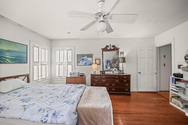 615 N GLENWOOD AVENUE, Clearwater, FL 33755