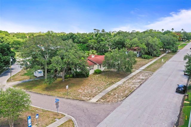 615 N GLENWOOD AVENUE, Clearwater, FL 33755