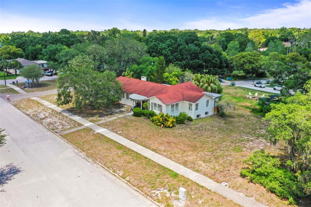 615 N GLENWOOD AVENUE, Clearwater, FL 33755