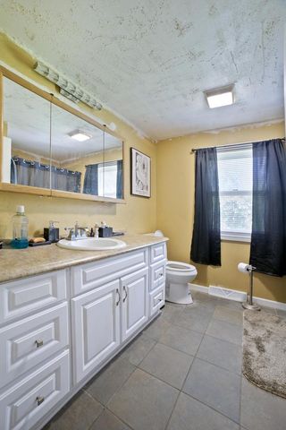 W772 Douglas AVENUE, Burlington, WI 53105