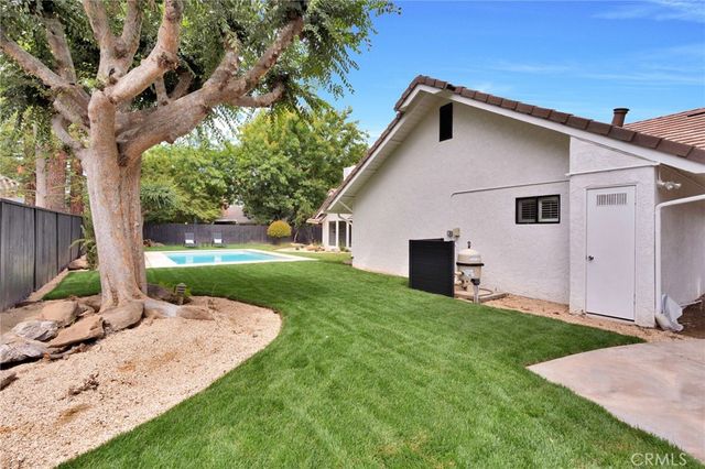 3737 W Minarets Avenue, Fresno, CA 93711
