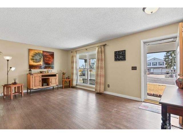 9749 W Fairview Ave, Littleton, CO 80127