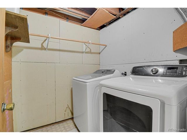 9749 W Fairview Ave, Littleton, CO 80127