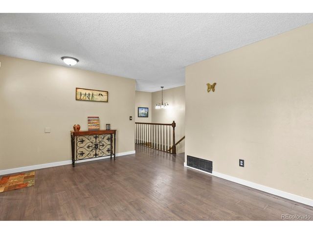 9749 W Fairview Ave, Littleton, CO 80127