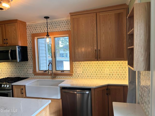 473 Bruno Street, Rotterdam, NY 12306