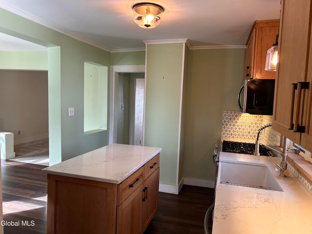 473 Bruno Street, Rotterdam, NY 12306