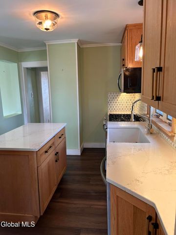 473 Bruno Street, Rotterdam, NY 12306