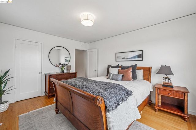 4737 Virginia Ave, Oakland, CA 94619