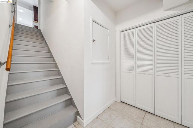 4737 Virginia Ave, Oakland, CA 94619