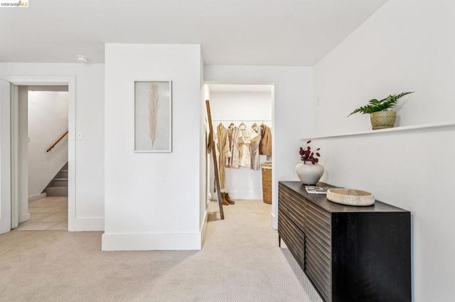 4737 Virginia Ave, Oakland, CA 94619