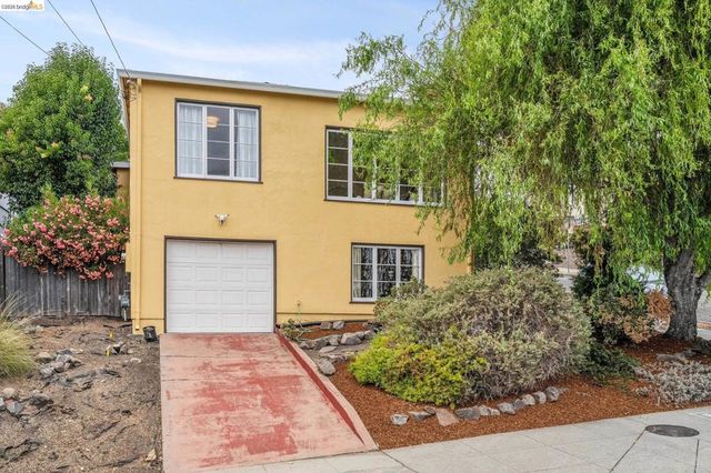 4737 Virginia Ave, Oakland, CA 94619