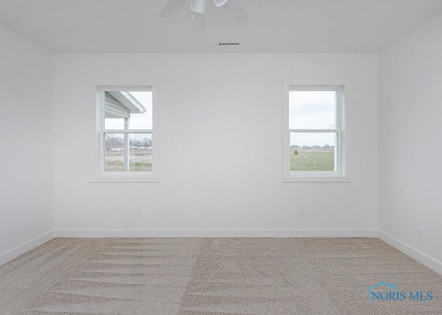 212 EAST BRIDGE Road, Northwood, OH 43619