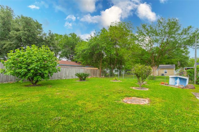 2921 Chicago Street, Houston, TX 77017