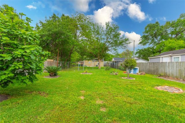 2921 Chicago Street, Houston, TX 77017