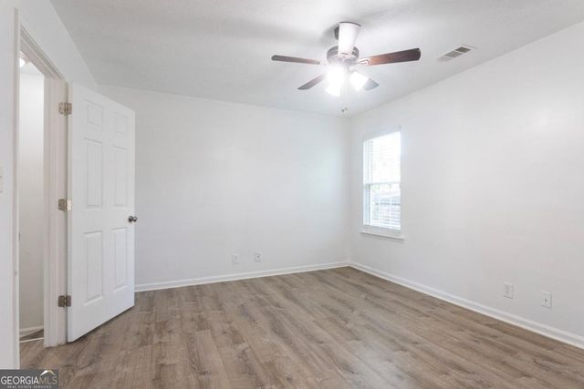 1585 Springleaf Point SE, Smyrna, GA 30080