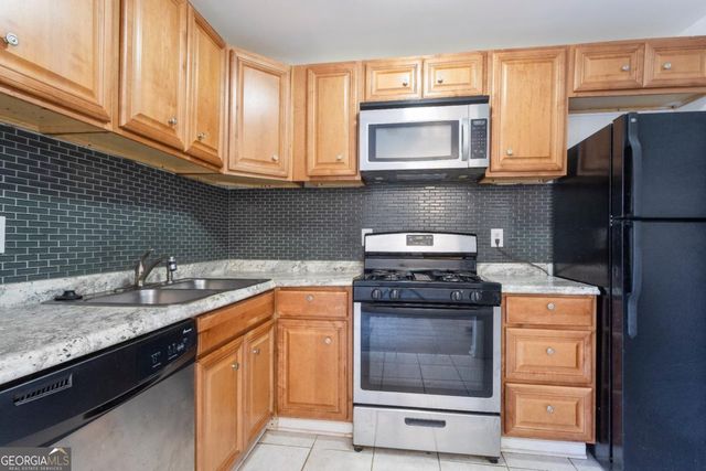 1585 Springleaf Point SE, Smyrna, GA 30080