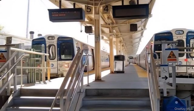 14 Franklin Avenue 2nd Fl, Port Washington, NY 11050