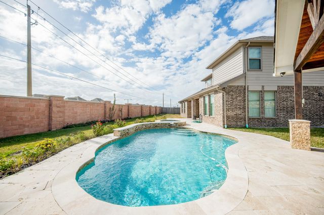 6301 Superior Drive, League City, TX 77573