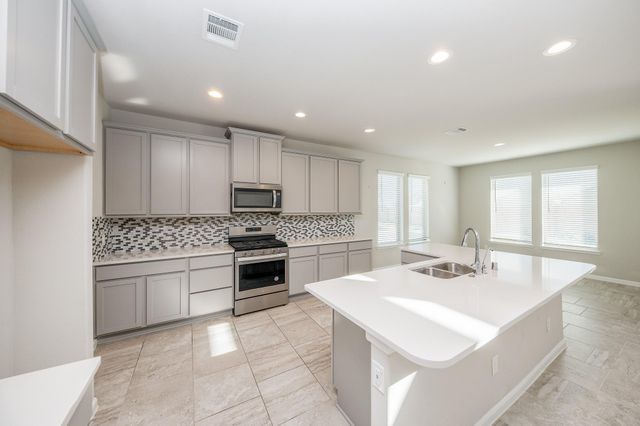 6301 Superior Drive, League City, TX 77573