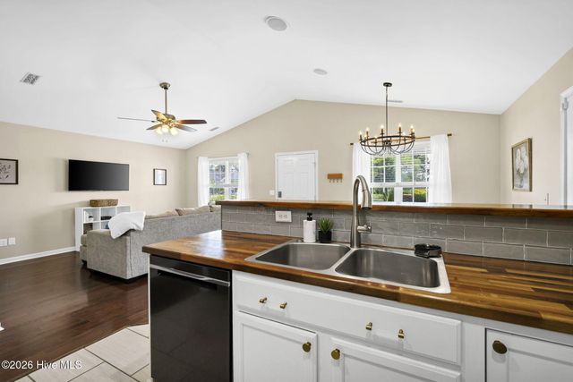 7230 Copperfield Court, Wilmington, NC 28411