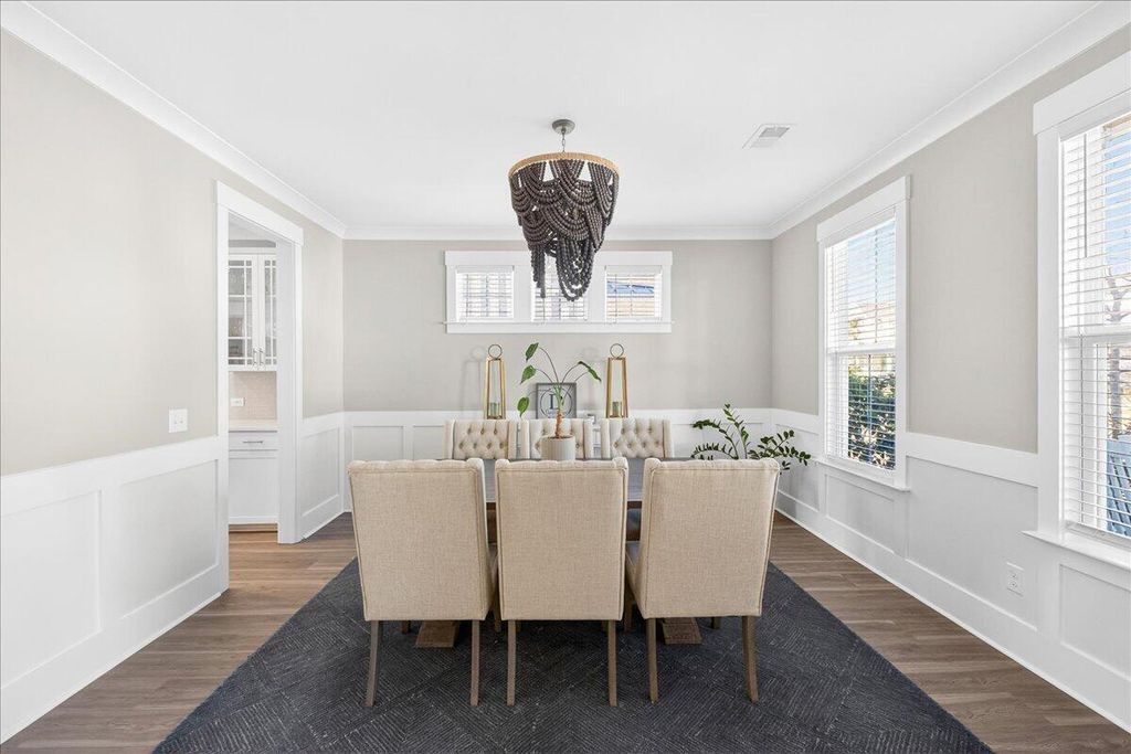 Image 11 of property listing at 116 Falaise Street, Charleston, SC 29492