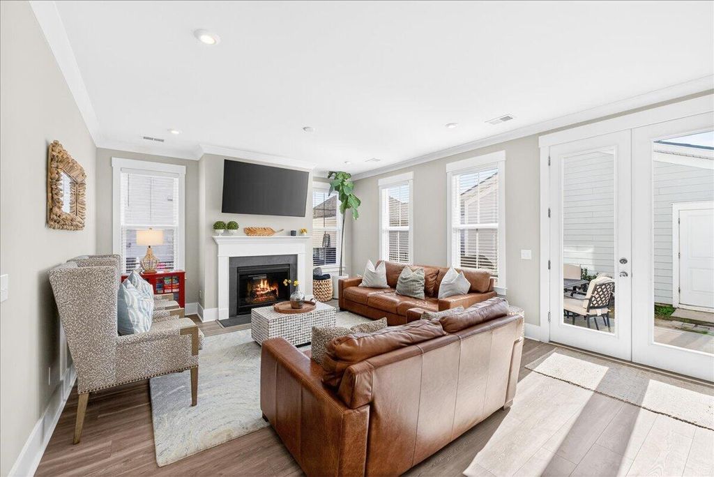 Image 16 of property listing at 116 Falaise Street, Charleston, SC 29492