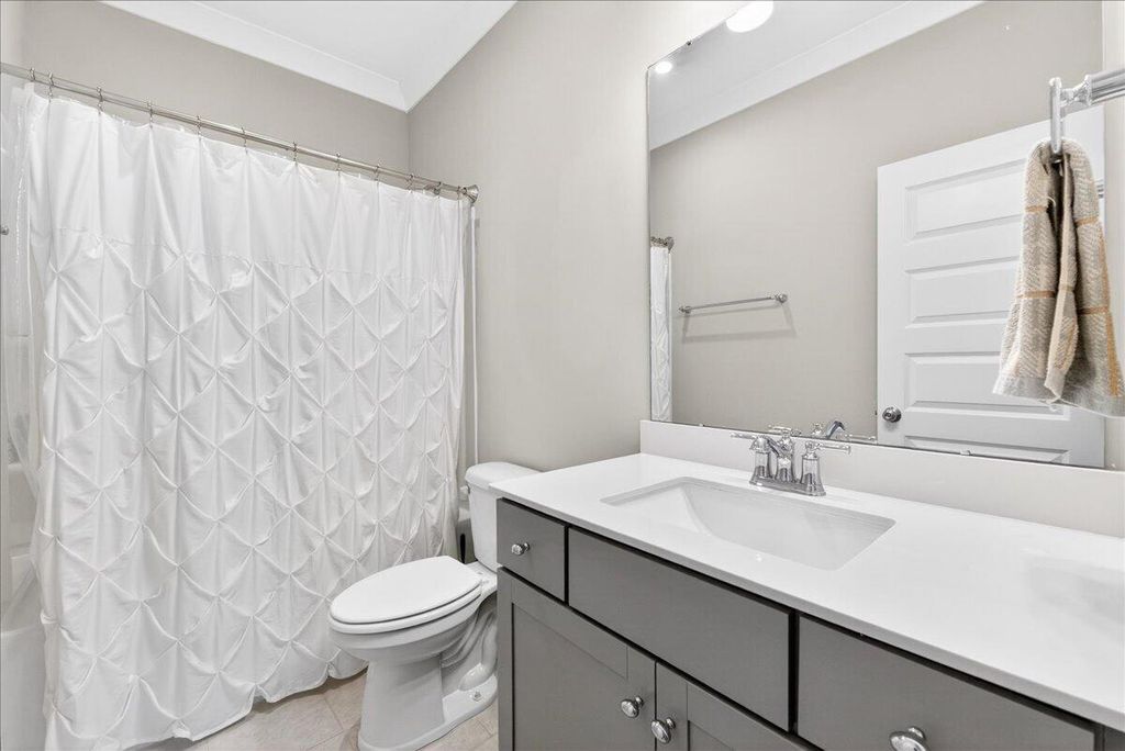 Image 19 of property listing at 116 Falaise Street, Charleston, SC 29492