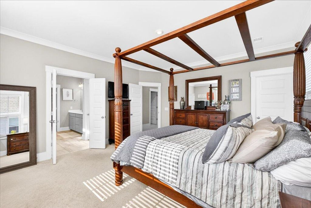 Image 27 of property listing at 116 Falaise Street, Charleston, SC 29492