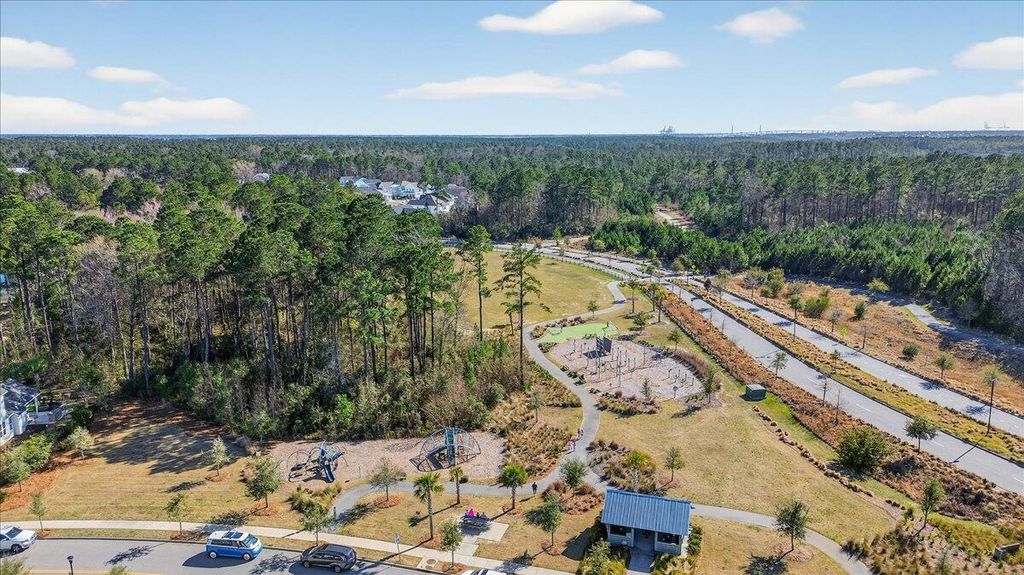 Image 40 of property listing at 116 Falaise Street, Charleston, SC 29492