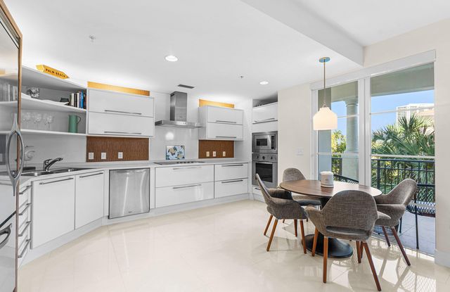 155 S Ocean Avenue 303, Palm Beach Shores, FL 33404