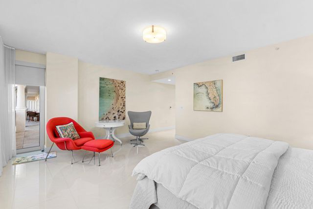 155 S Ocean Avenue 303, Palm Beach Shores, FL 33404