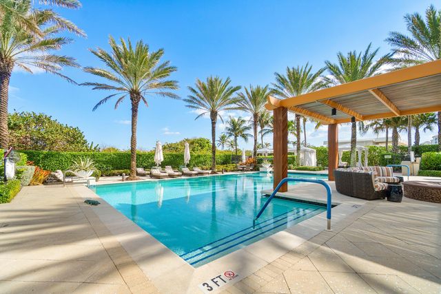 155 S Ocean Avenue 303, Palm Beach Shores, FL 33404