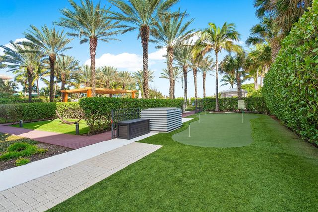 155 S Ocean Avenue 303, Palm Beach Shores, FL 33404