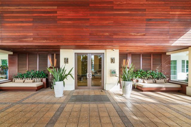 155 S Ocean Avenue 303, Palm Beach Shores, FL 33404