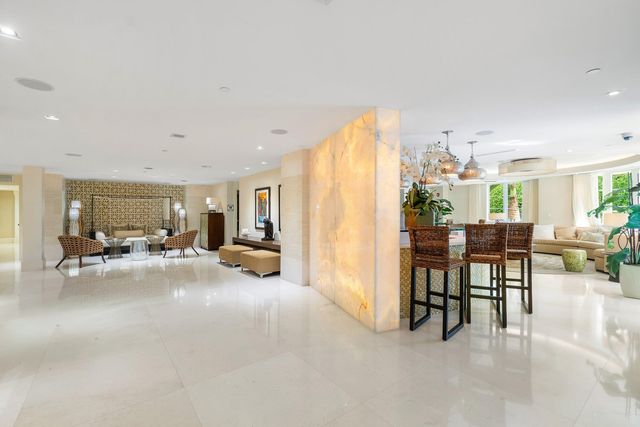 155 S Ocean Avenue 303, Palm Beach Shores, FL 33404