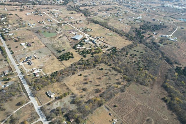 17613 Soman, Nevada, TX 75173