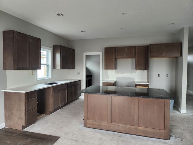 320 13th Street NW, Bondurant, IA 50035