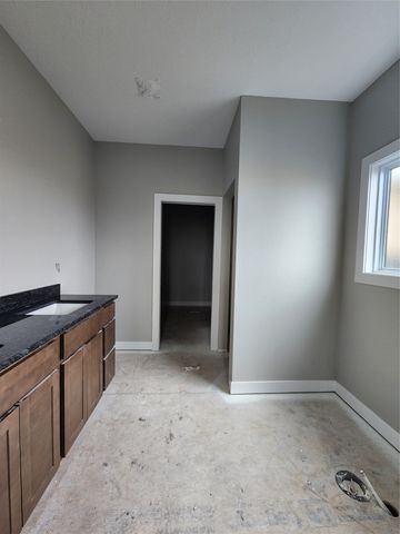 320 13th Street NW, Bondurant, IA 50035