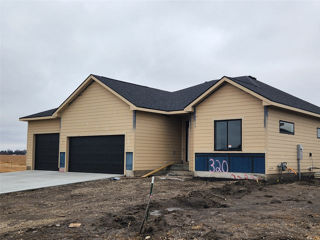 320 13th Street NW, Bondurant, IA 50035